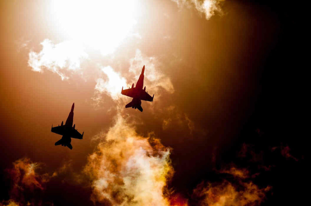 Israël attise l’incendie régional