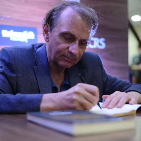 Houellebecq : « Il y aura des attentats dans des mosquées » Mizane.info