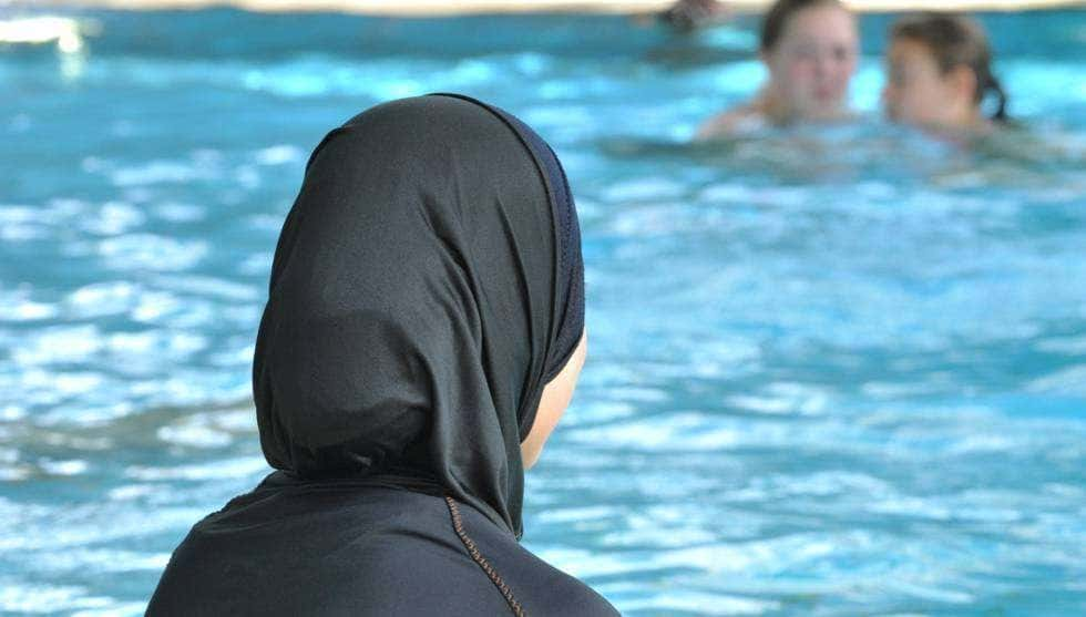 Interdiction du burkini à Mandelieu-la-Napoule